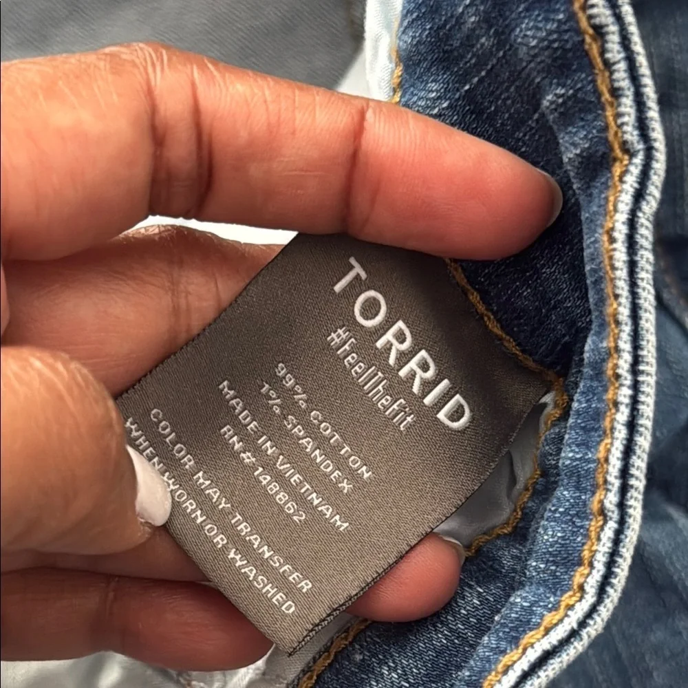 Torrid Blue Distressed jean Shorts stretch 10 inch perfect vintage Bermuda